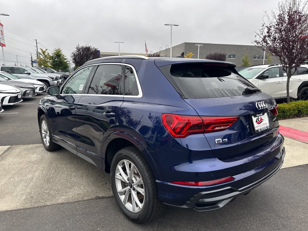 Used 2022 Audi Q3 2.0T Premium AWD/4WD image 3