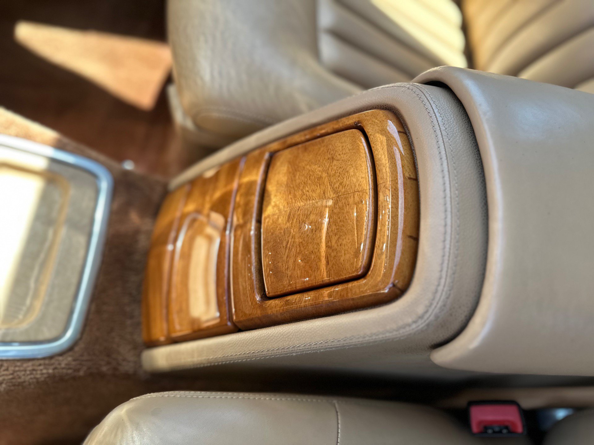 Used 2006 Rolls-Royce Phantom Sedan RWD image 36