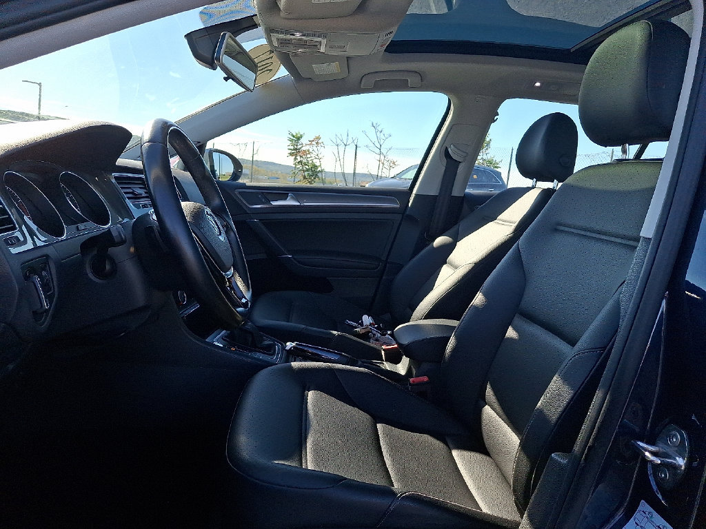 Used 2017 Volkswagen Golf Alltrack SE AWD/4WD image 15