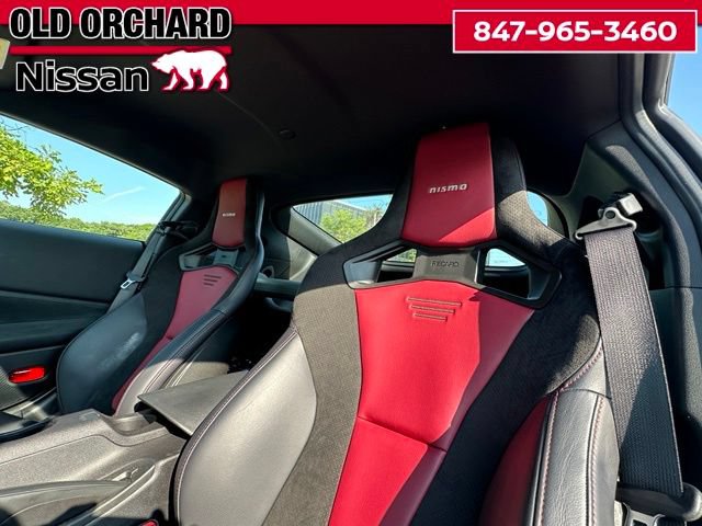 Used 2025 Nissan Z NISMO w/ Floor Mat Package RWD image 13