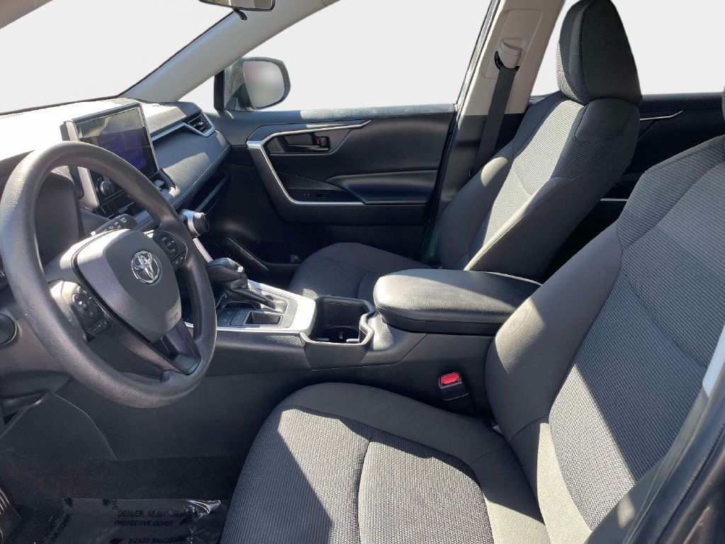 Used 2025 Toyota RAV4 LE FWD image 19