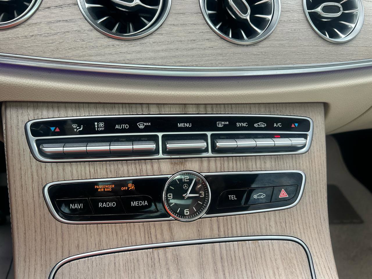 Used 2018 Mercedes-Benz E 400 Coupe image 16