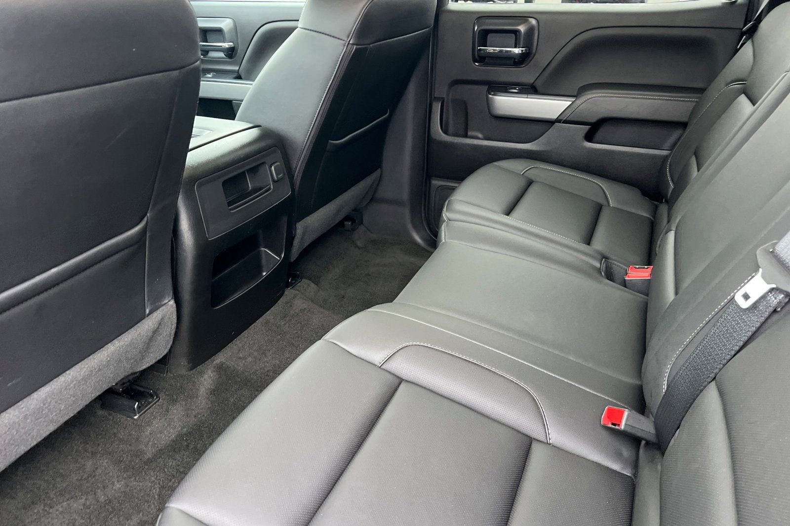 Used 2018 Chevrolet Silverado 1500 LTZ Z71 w/ LTZ Plus Package image 12