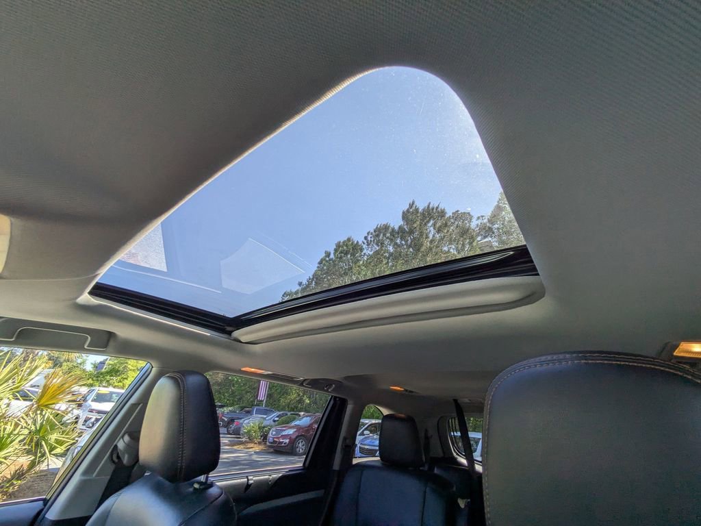 Used 2019 Toyota Highlander XLE FWD image 22