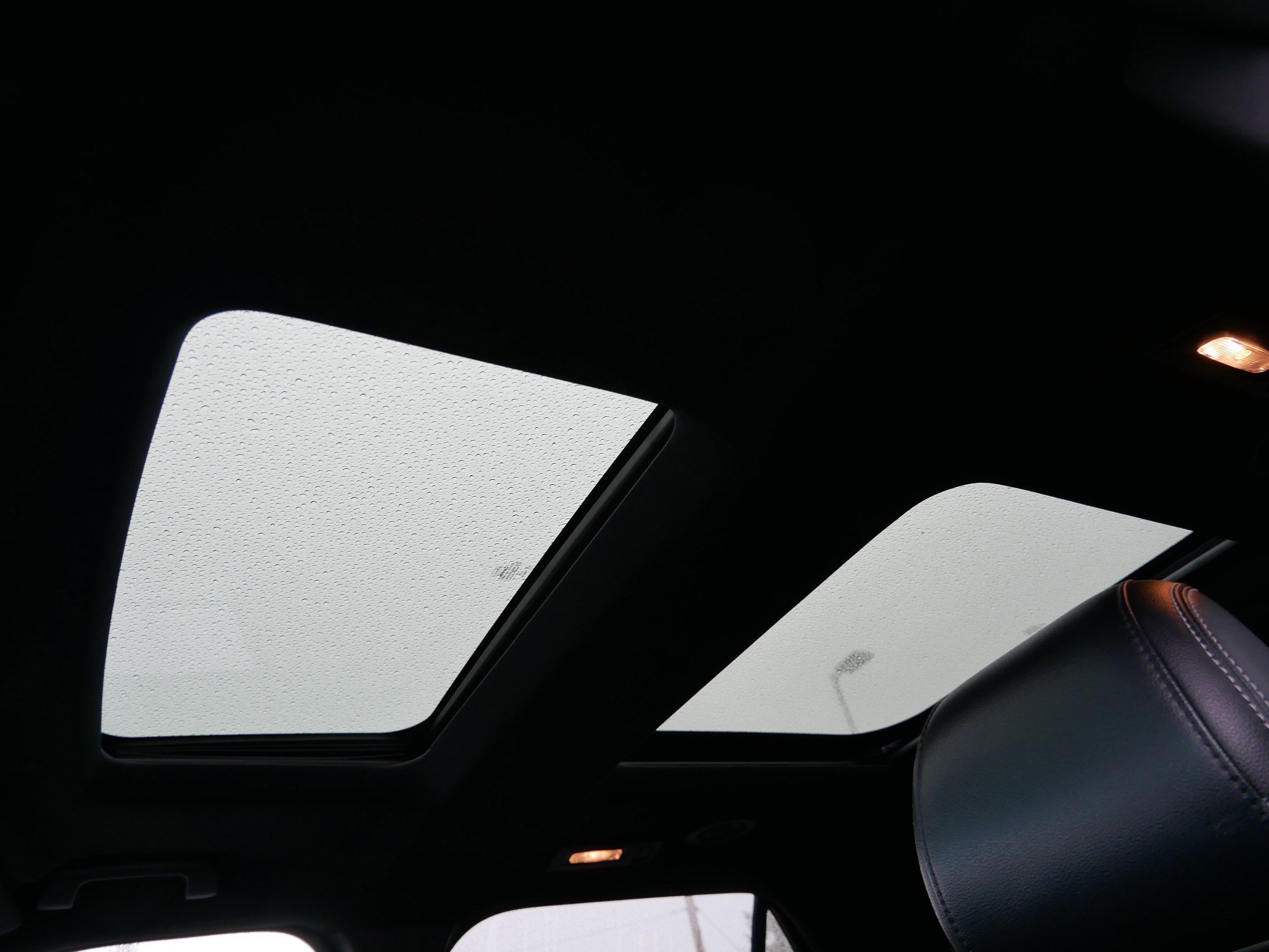 Used 2016 Ford Explorer Limited w/ Equipment Group 301A image 33