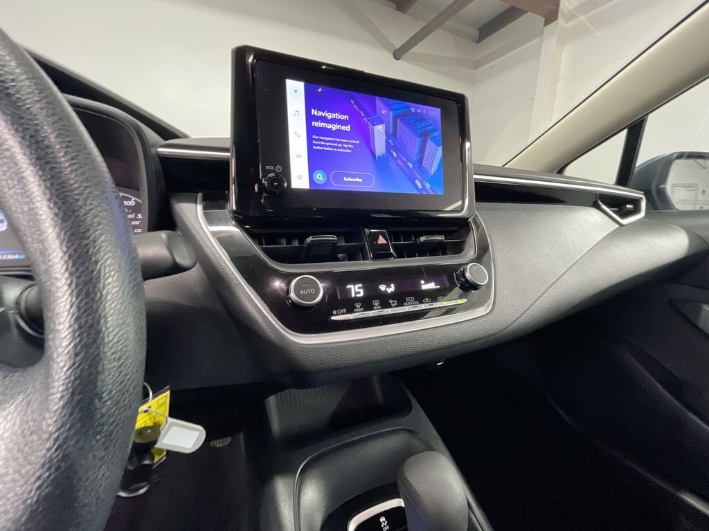 Used 2023 Toyota Corolla LE image 16