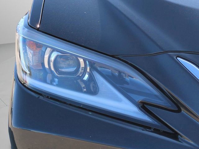 Used 2022 Lexus ES 350 w/ Premium Package image 10