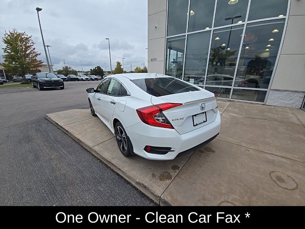 Used 2018 Honda Civic Touring image 5