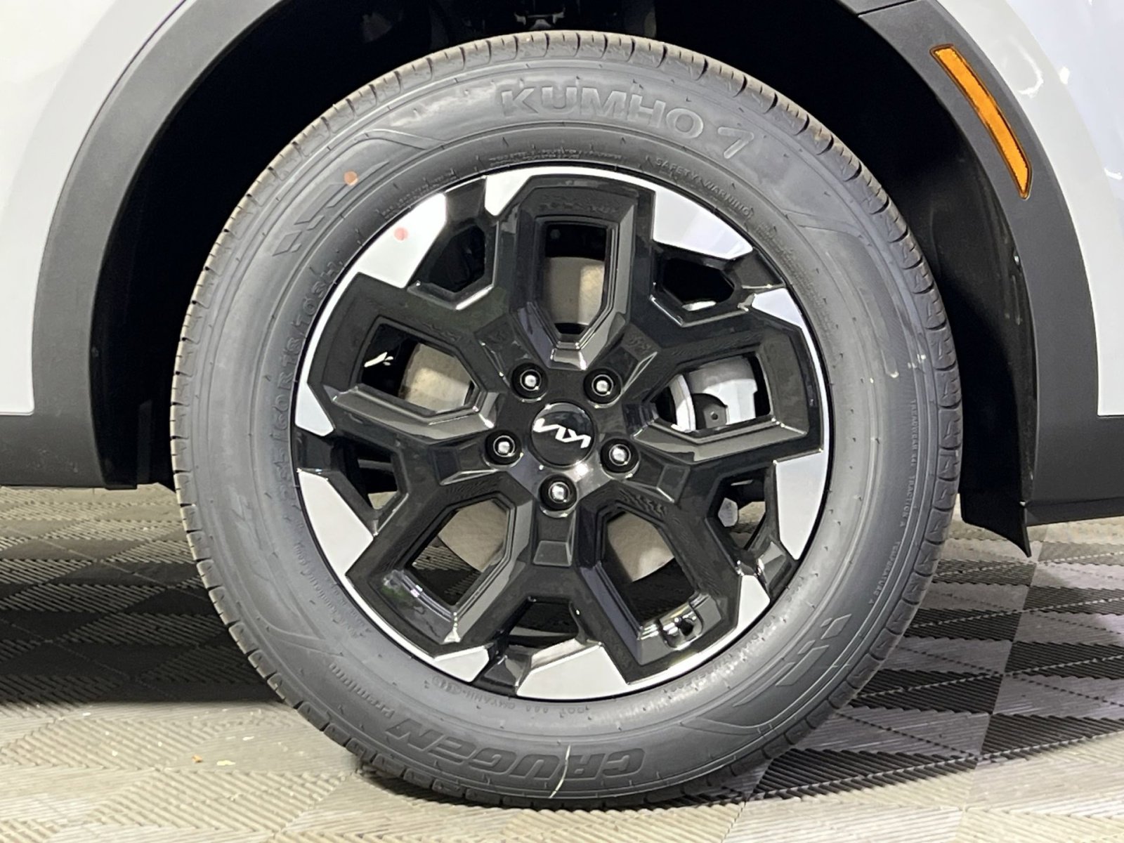 New 2026 Kia Sorento S image 10