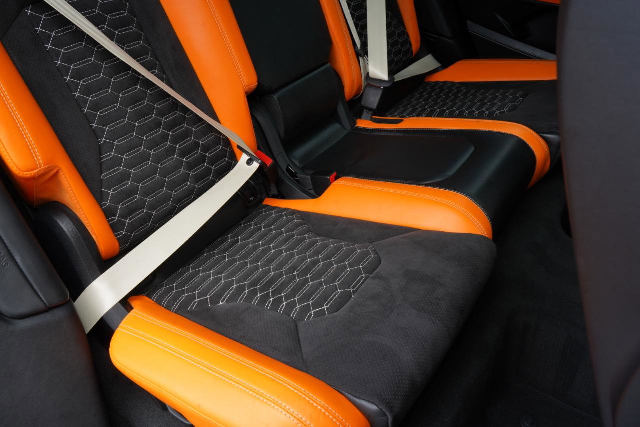 Used 2022 Lamborghini Urus AWD/4WD image 63