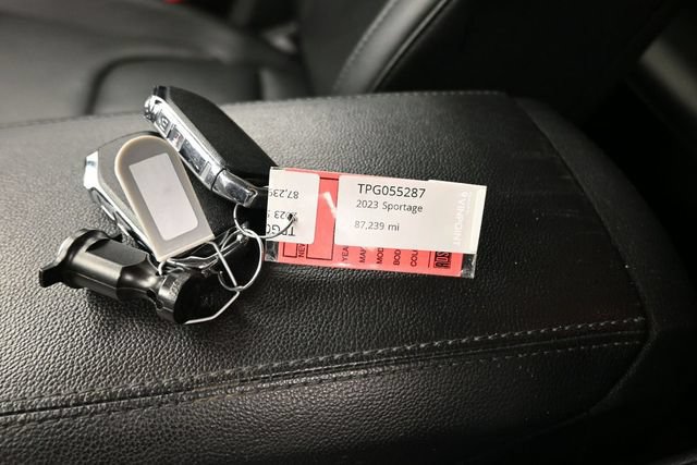 Used 2023 Kia Sportage EX FWD image 9
