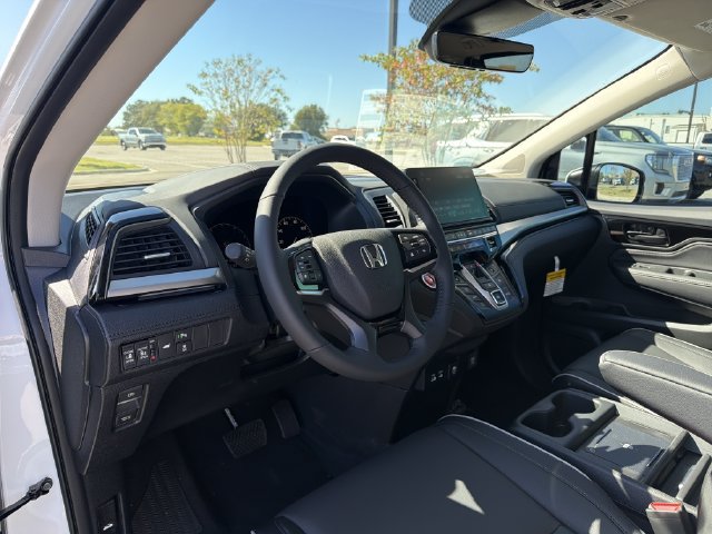 New 2027 Honda Odyssey Touring image 11