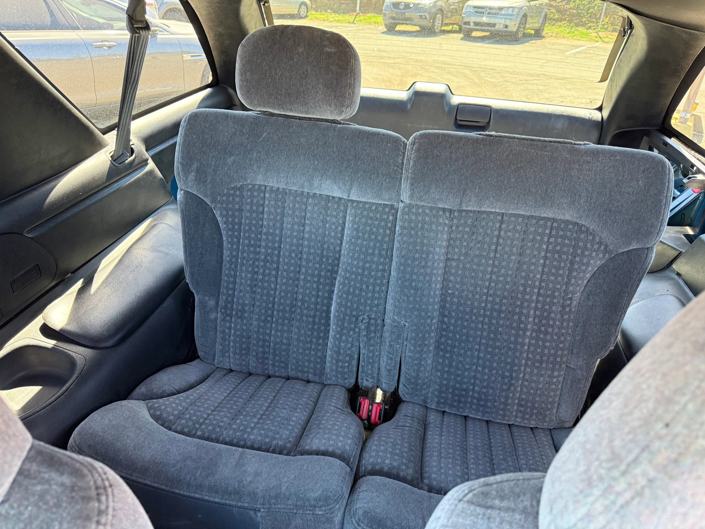 Used 2000 Chevrolet Blazer LS w/ LS Preferred Equipment Group image 12