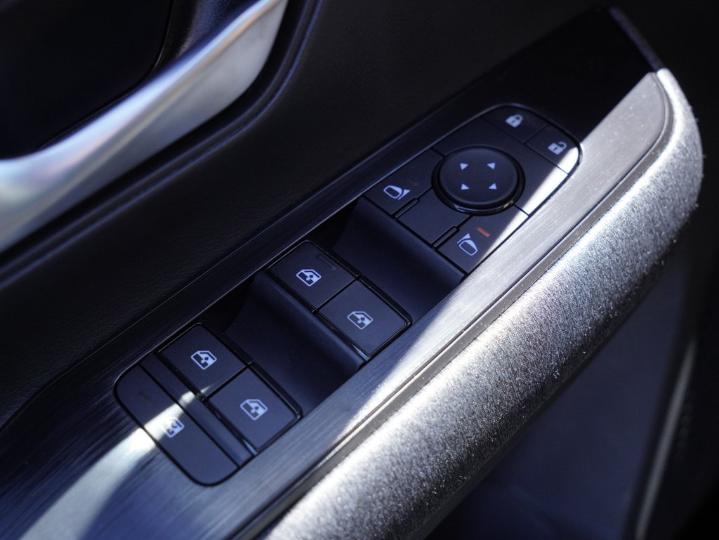 New 2026 Nissan Kicks SV w/ Cold Weather Package FWD image 9