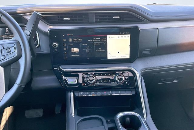 Used 2025 GMC Sierra 3500 Denali w/ Denali Reserve Package image 10