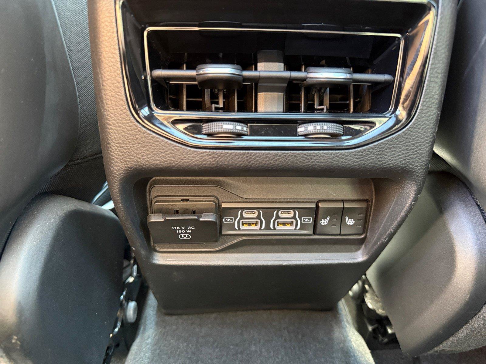 Used 2022 Jeep Grand Cherokee Overland AWD/4WD image 22