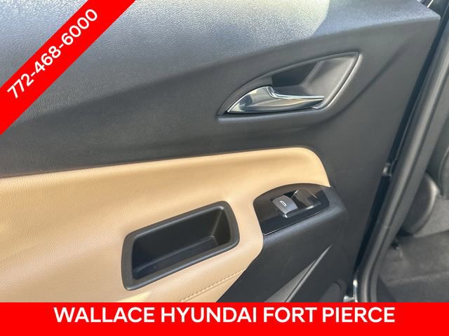 Used 2023 Chevrolet Equinox Premier image 15