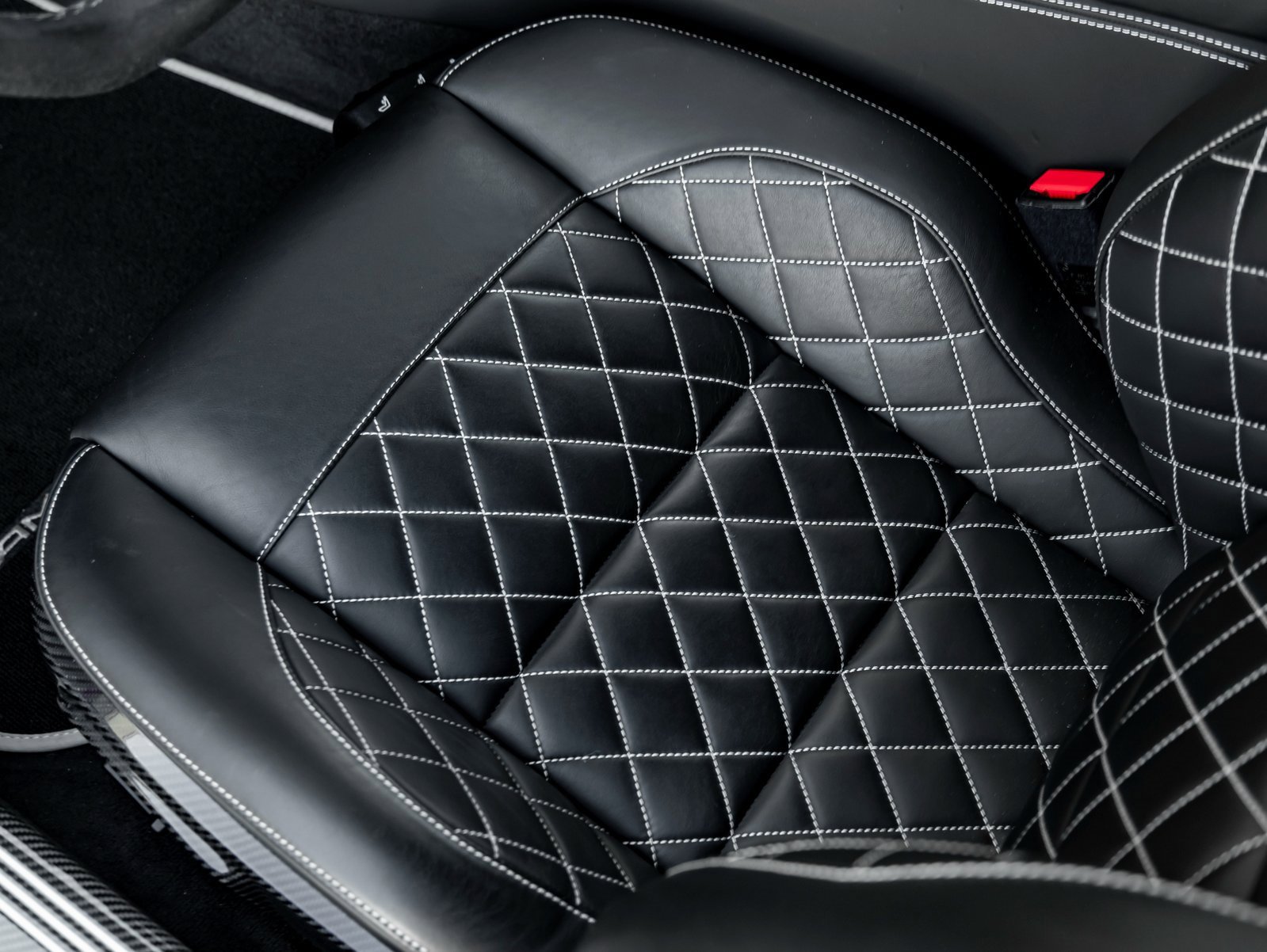 Used 2015 Mercedes-Benz SLS AMG GT Final Edition image 16