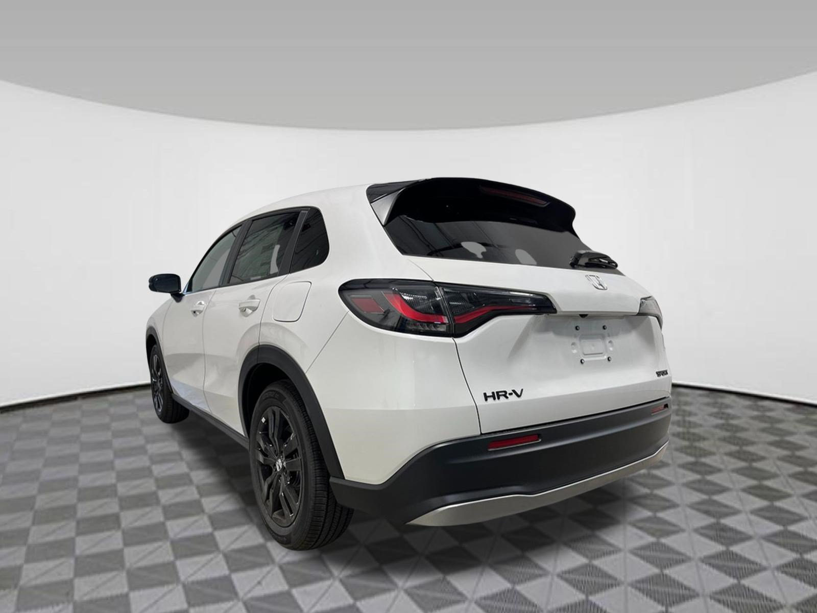 New 2027 Honda HR-V Sport image 4