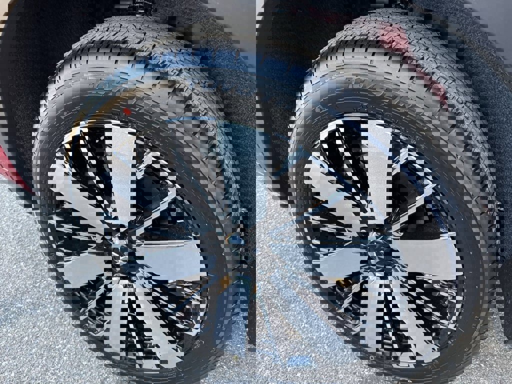 New 2025 Mitsubishi Outlander SEL image 12