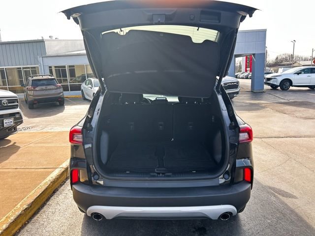 Used 2023 Ford Escape Active image 9