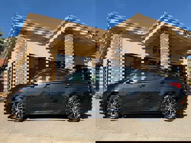 Used 2017 Lexus ES 350 w/ Navigation System Package FWD image 3