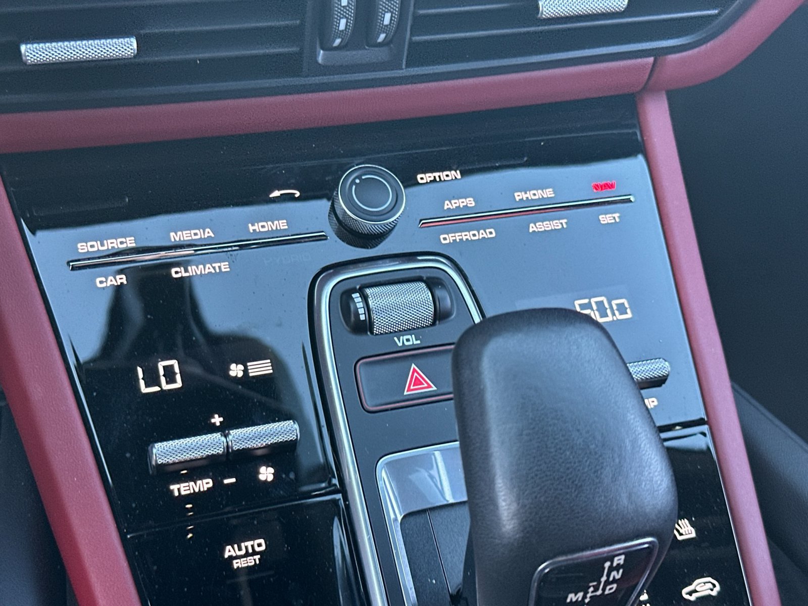 Certified 2023 Porsche Cayenne AWD/4WD image 20
