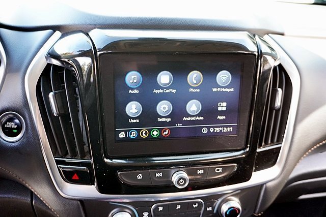 Used 2021 Chevrolet Traverse LT image 23