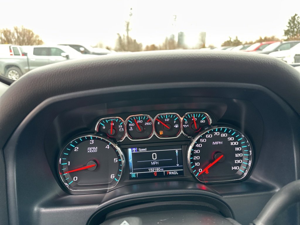 Used 2018 Chevrolet Silverado 1500 LT w/ All Star Edition image 38