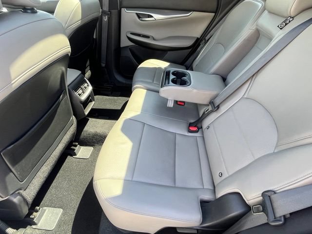 Certified 2023 INFINITI QX50 Luxe FWD image 26