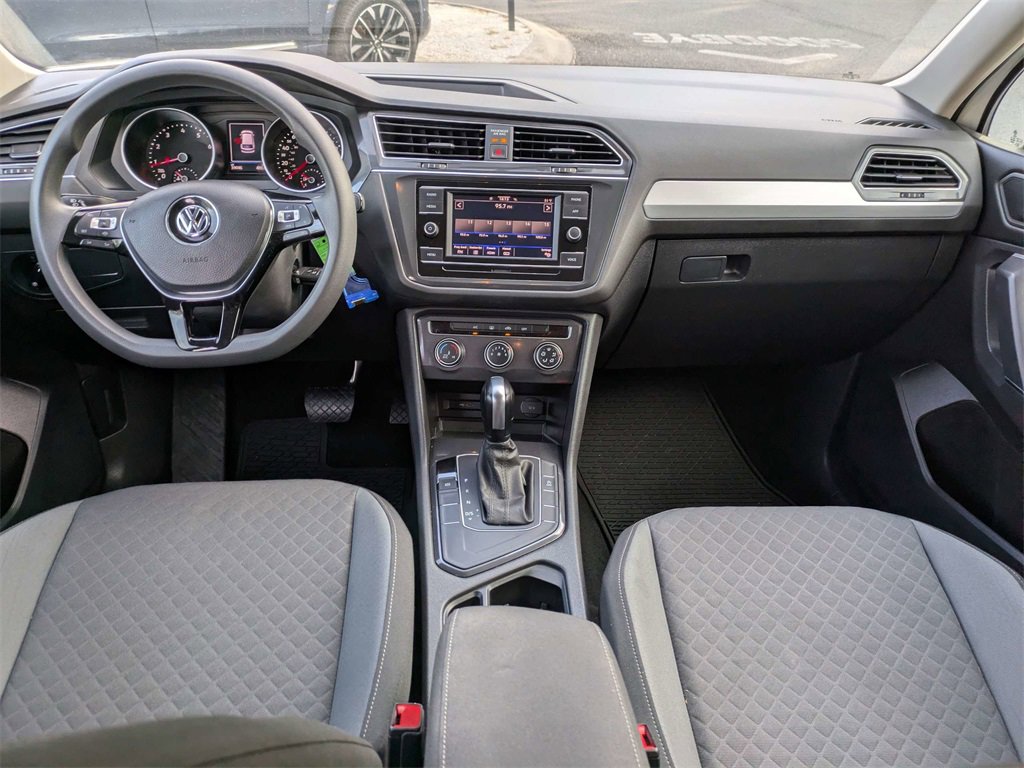 Used 2020 Volkswagen Tiguan S image 15