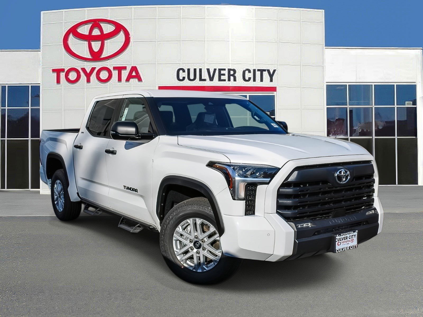 New 2026 Toyota Tundra SR5