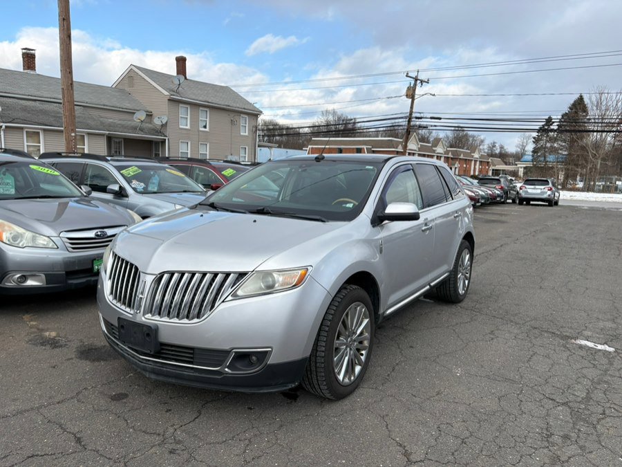 Used 2011 Lincoln MKX AWD w/ 102A Rapid Spec Order Code image 2