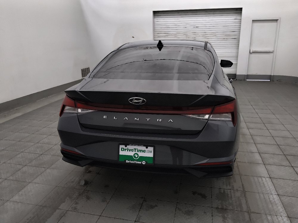 Used 2023 Hyundai Elantra SEL w/ Convenience Package FWD image 7