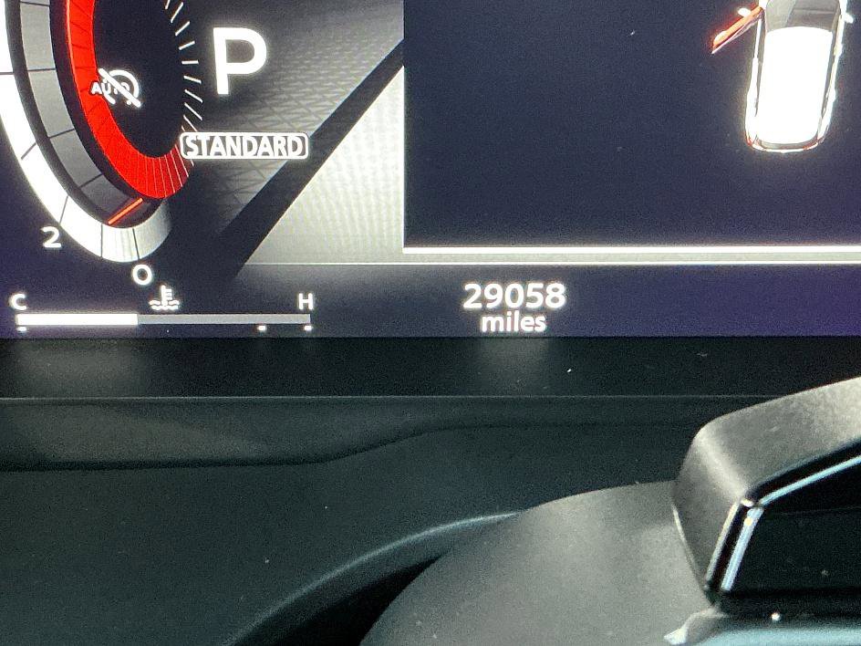 Certified 2025 Nissan Rogue SL w/ Tech Package image 15