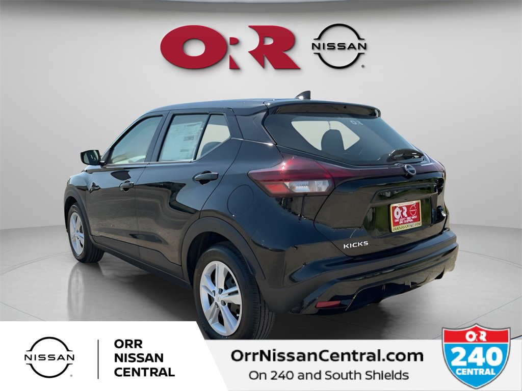 New 2025 Nissan Kicks Play S w/ Interior Electronics Package image 7