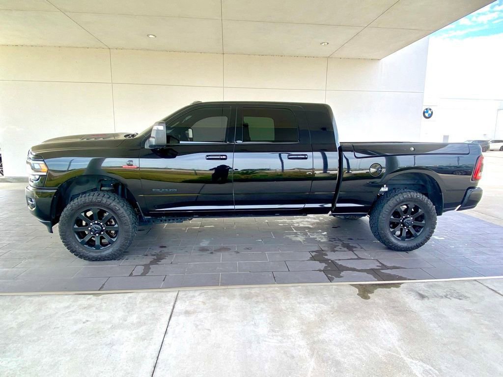 Used 2023 RAM 2500 Laramie w/ Night Edition AWD/4WD image 8