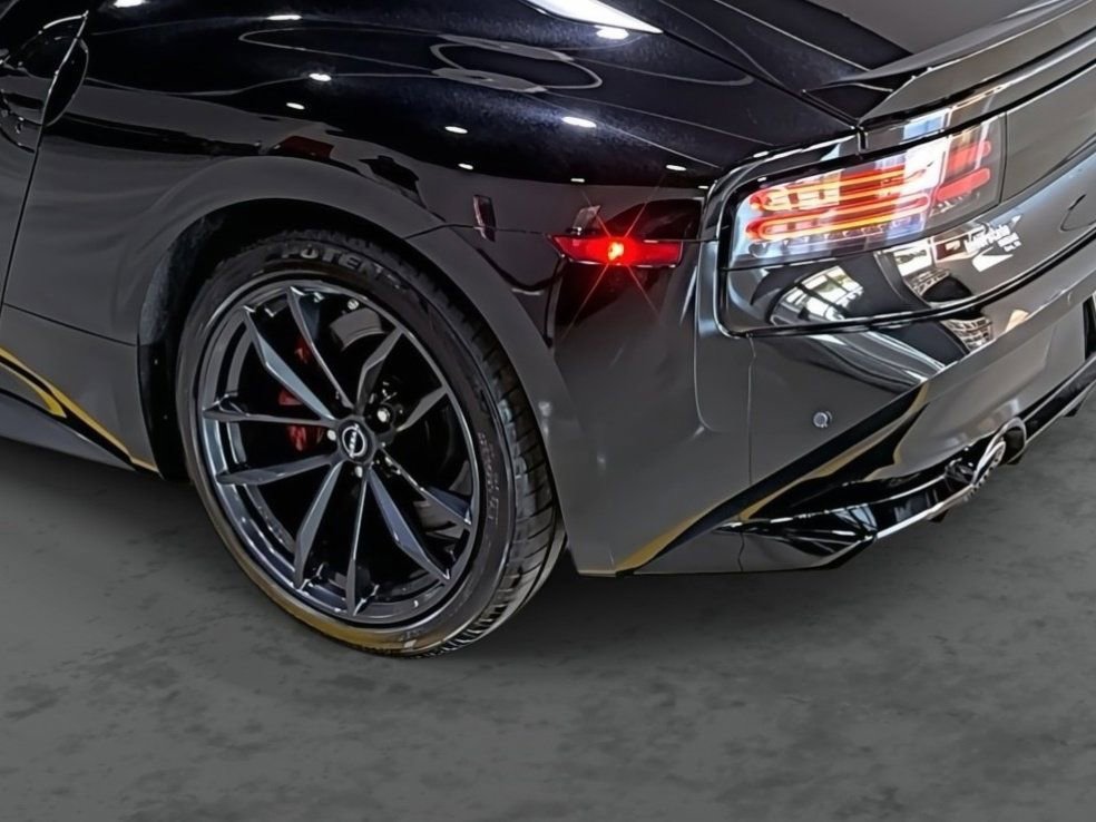 New 2025 Nissan Z Performance w/ Floor Mat Package RWD image 9