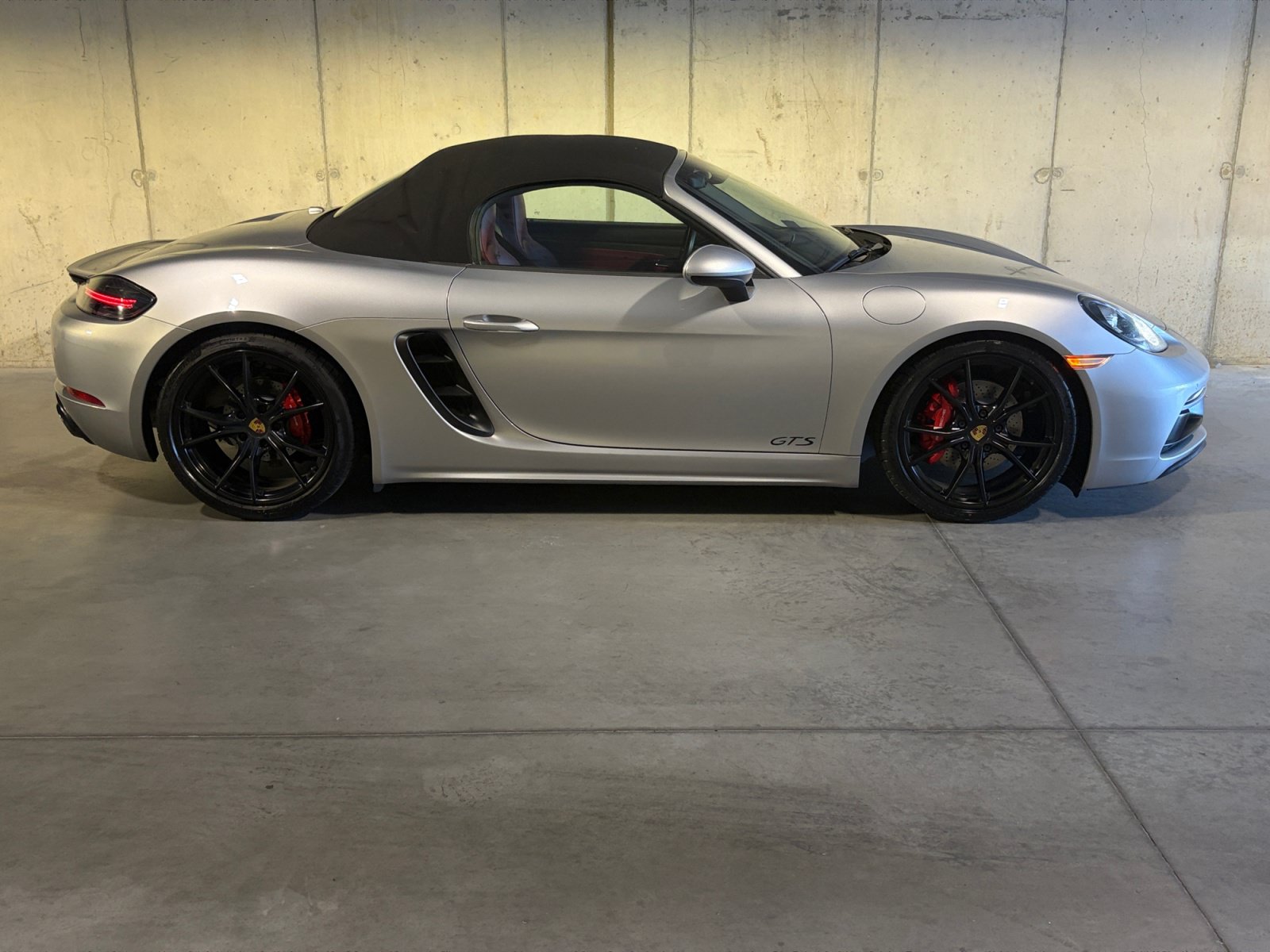Certified 2018 Porsche 718 Boxster GTS RWD image 8