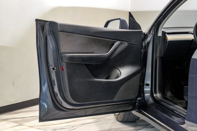 Used 2021 Tesla Model Y 2WD image 53
