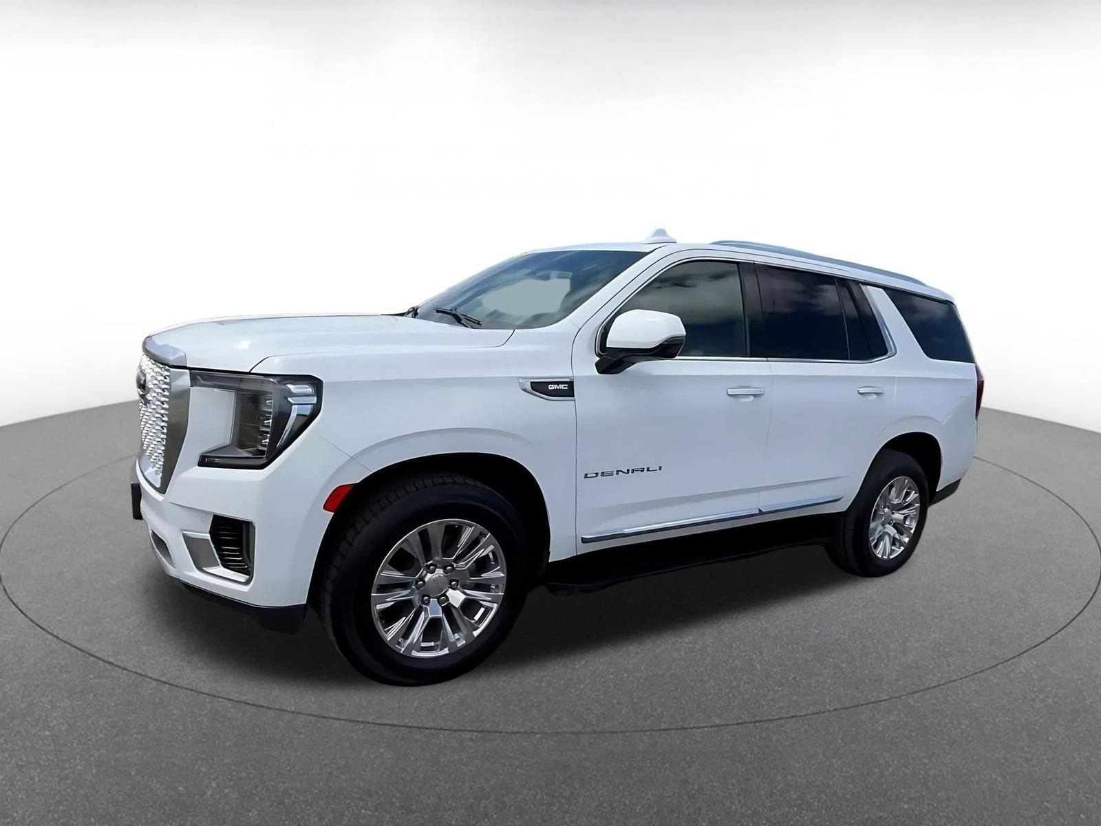 Used 2023 GMC Yukon Denali AWD/4WD image 7