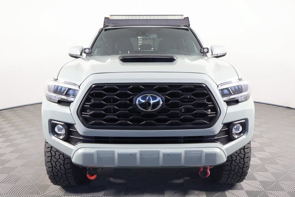 Used 2022 Toyota Tacoma TRD Sport w/ Technology Package AWD/4WD image 2