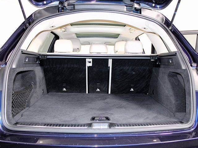 Used 2021 Mercedes-Benz GLC 300 4MATIC image 25