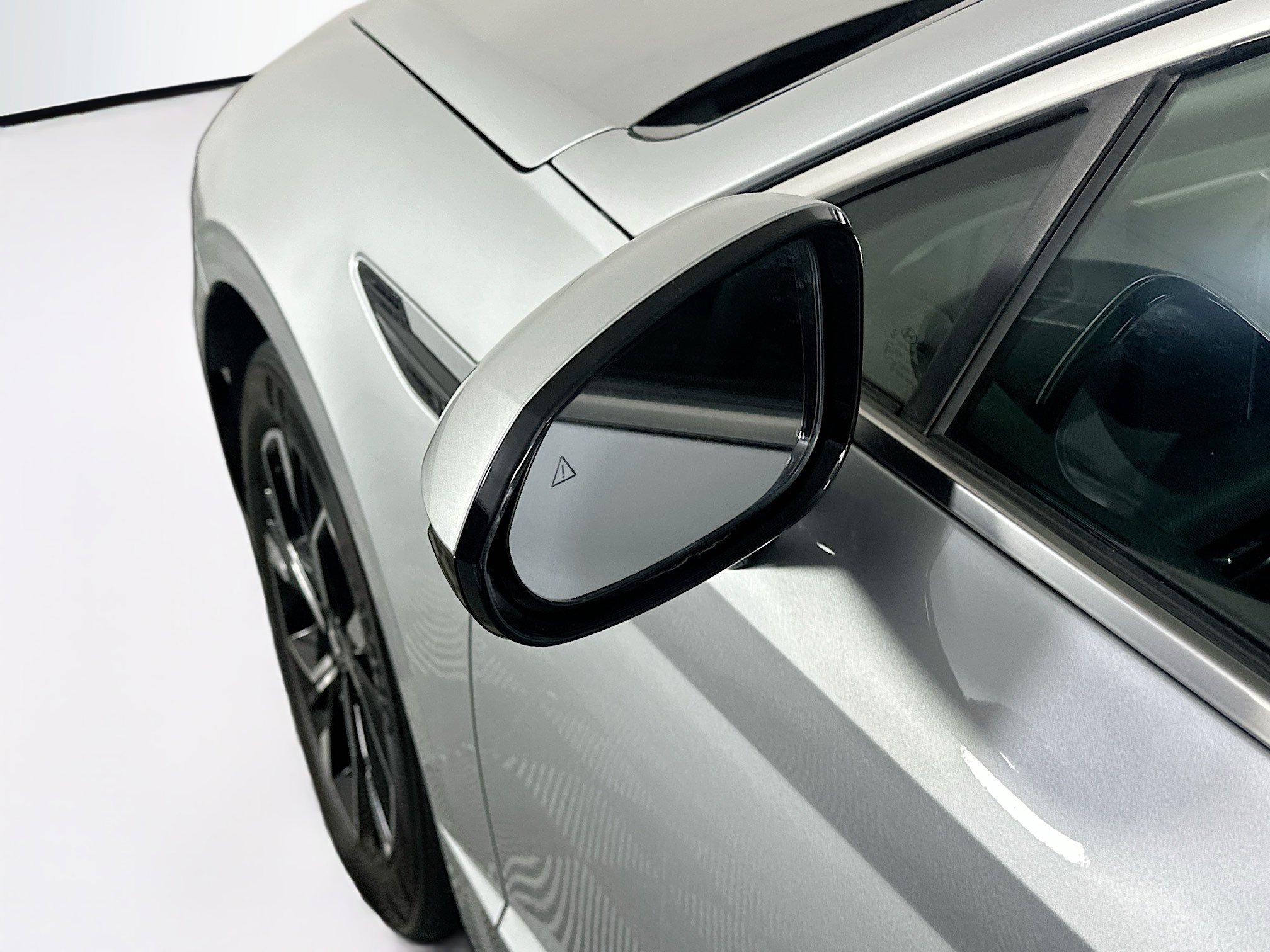 Used 2025 Hyundai Sonata SEL FWD image 16