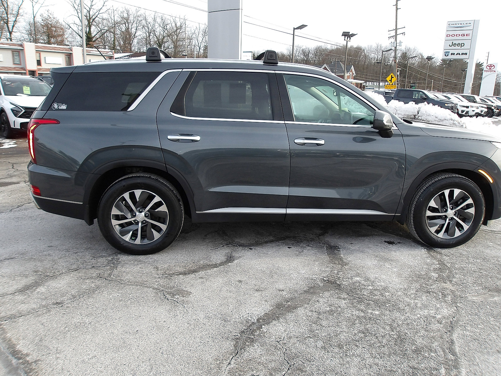 Used 2022 Hyundai Palisade SEL image 9