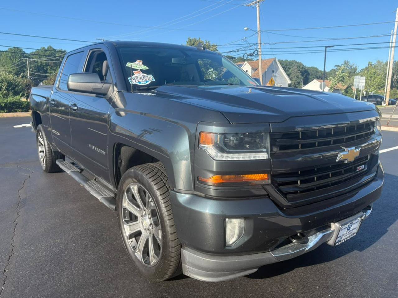 Used 2018 Chevrolet Silverado 1500 LT w/ All Star Edition AWD/4WD image 3