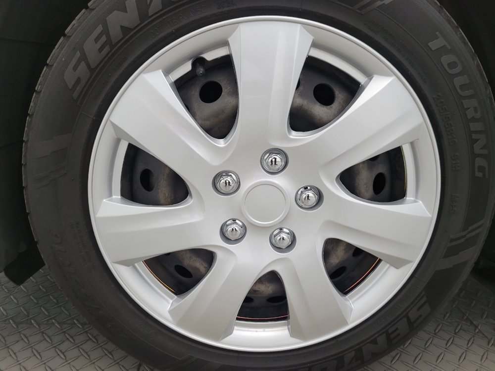 Used 2017 Nissan Sentra SV FWD image 31