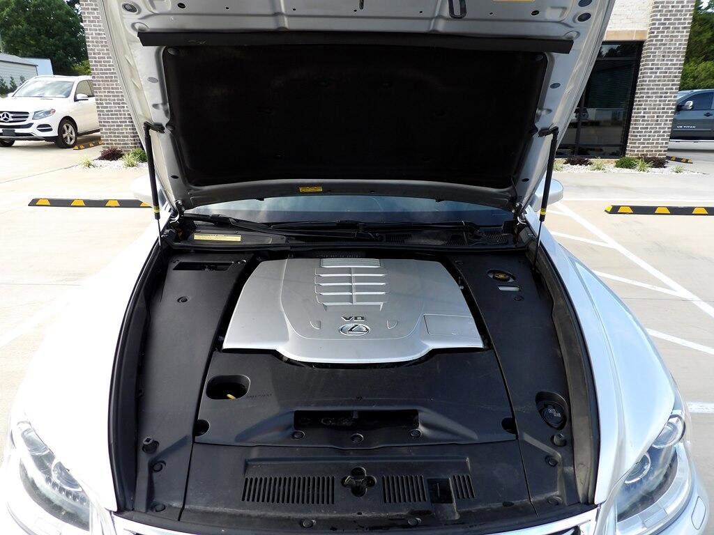 Used 2014 Lexus LS 460 Luxury w/ Comfort Package image 39