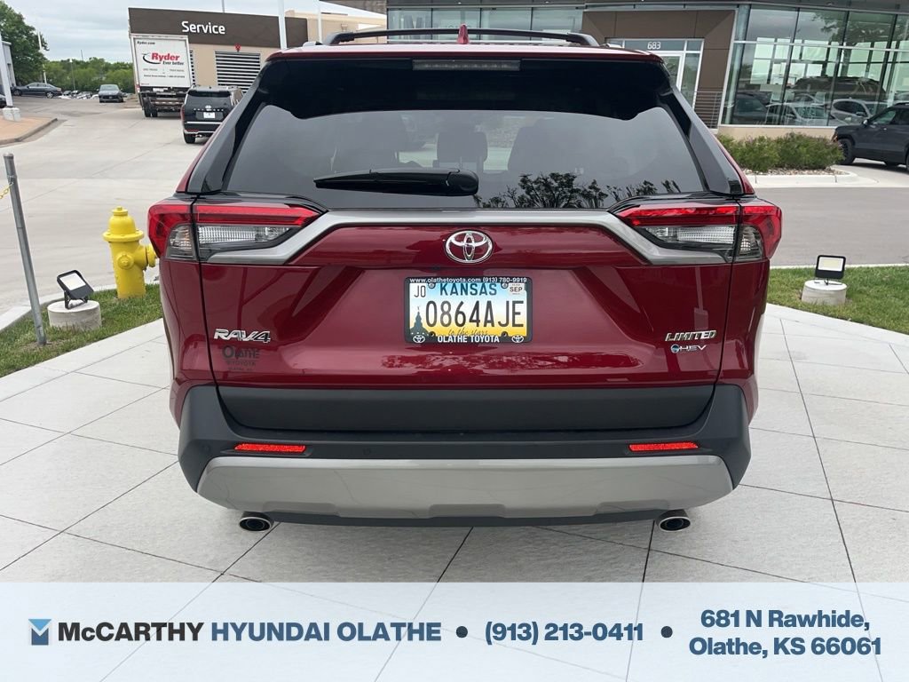 Used 2025 Toyota RAV4 Limited w/ Advanced Technology Package AWD/4WD image 9