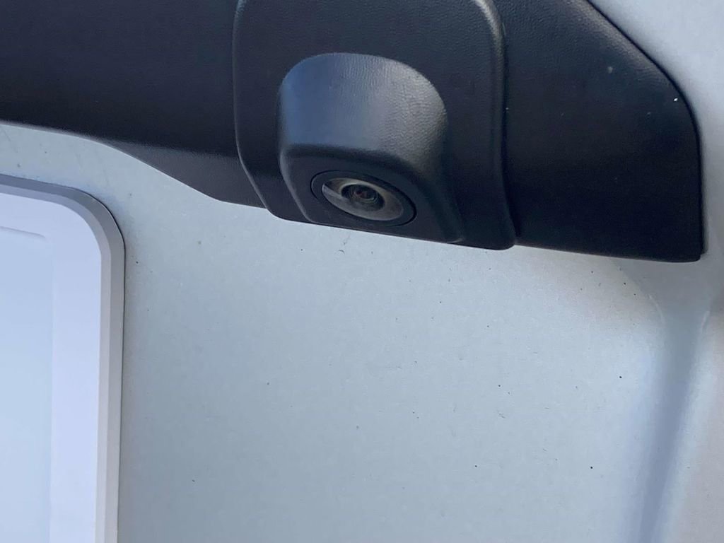 Used 2023 Ford Transit Connect XLT image 12